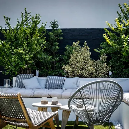Maison De Type Loft Avec Piscine Apartment